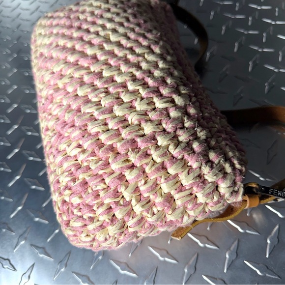 Fendi Vintage 2000 Leather Trimmed Raffia Baguette Bag in Pink - Picture 7 of 14